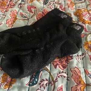 NB mens ankle socks-4 pairs